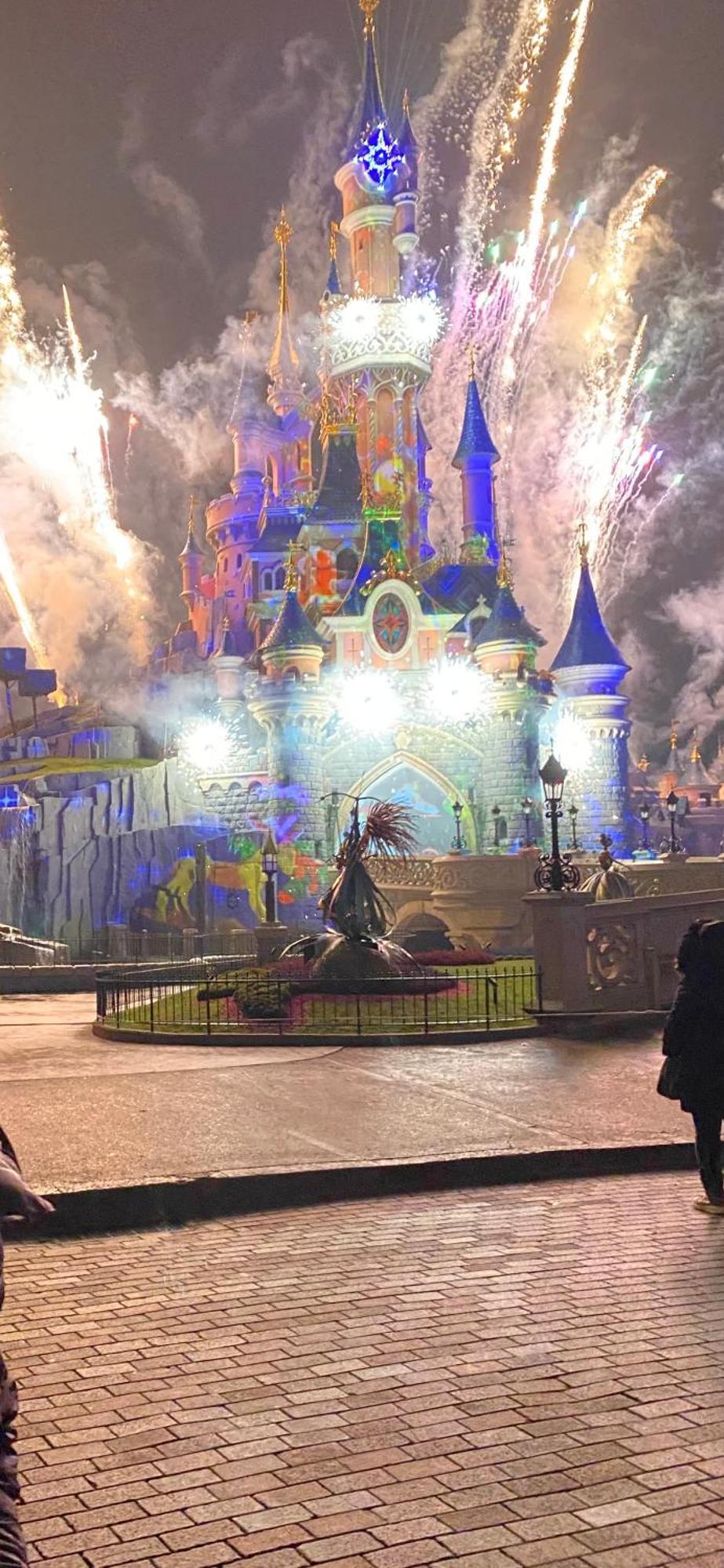 Jade Apart Bussy Centre Disney 10Min ภายนอก รูปภาพ